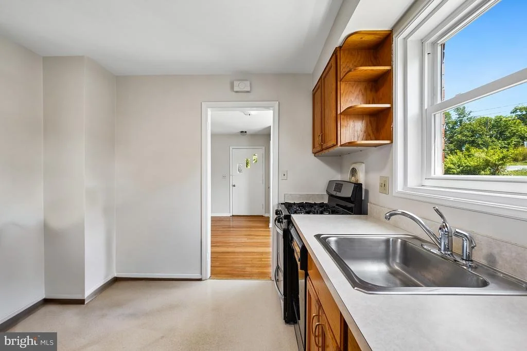Photo of 1615 PARHAM PLACE