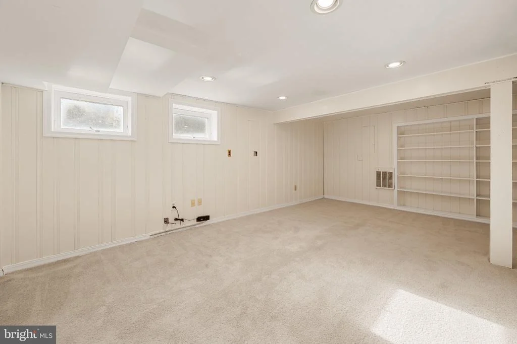 Photo of 1750 OVERLOOK DRIVE