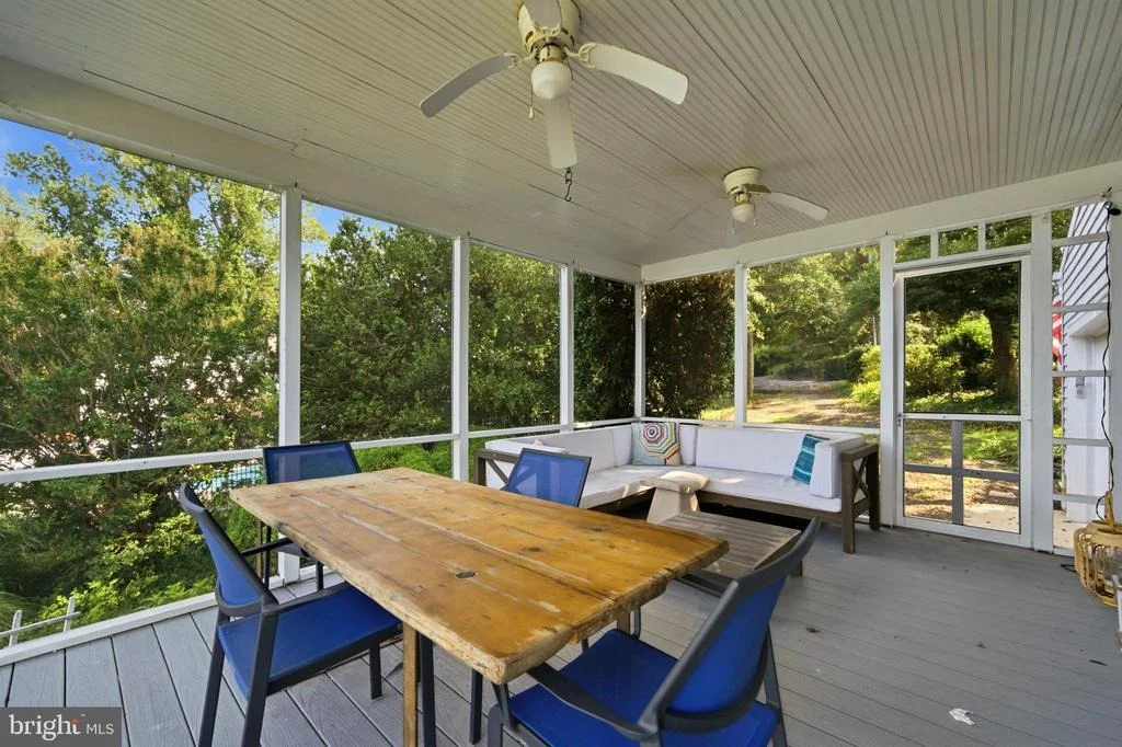 Photo of 5424 BEACH DRIVE