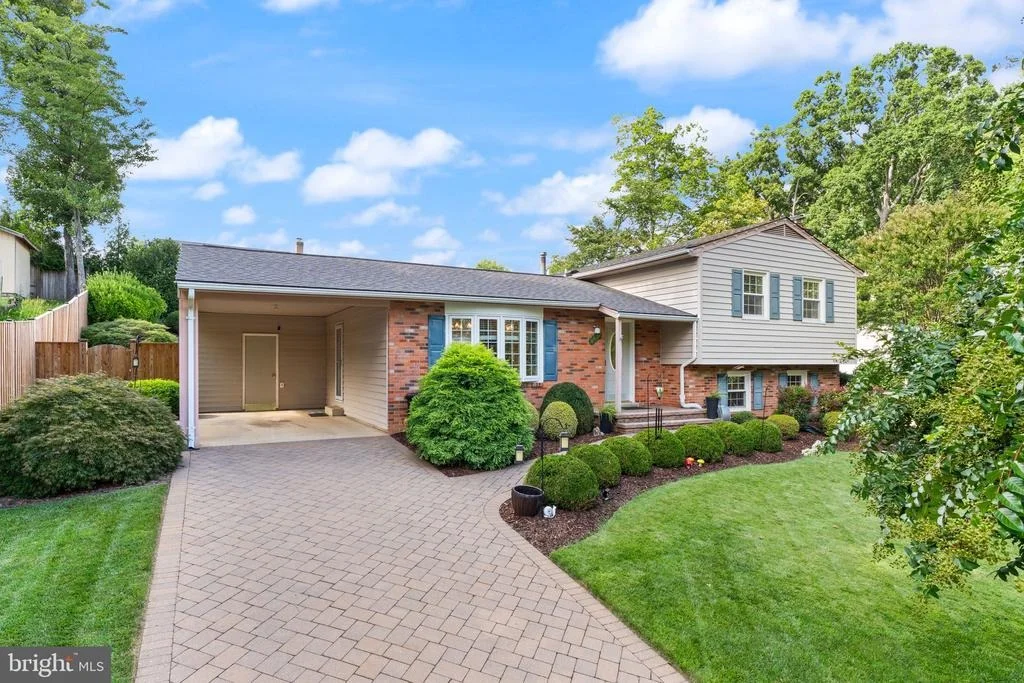 Photo of 8632 KERRY LANE