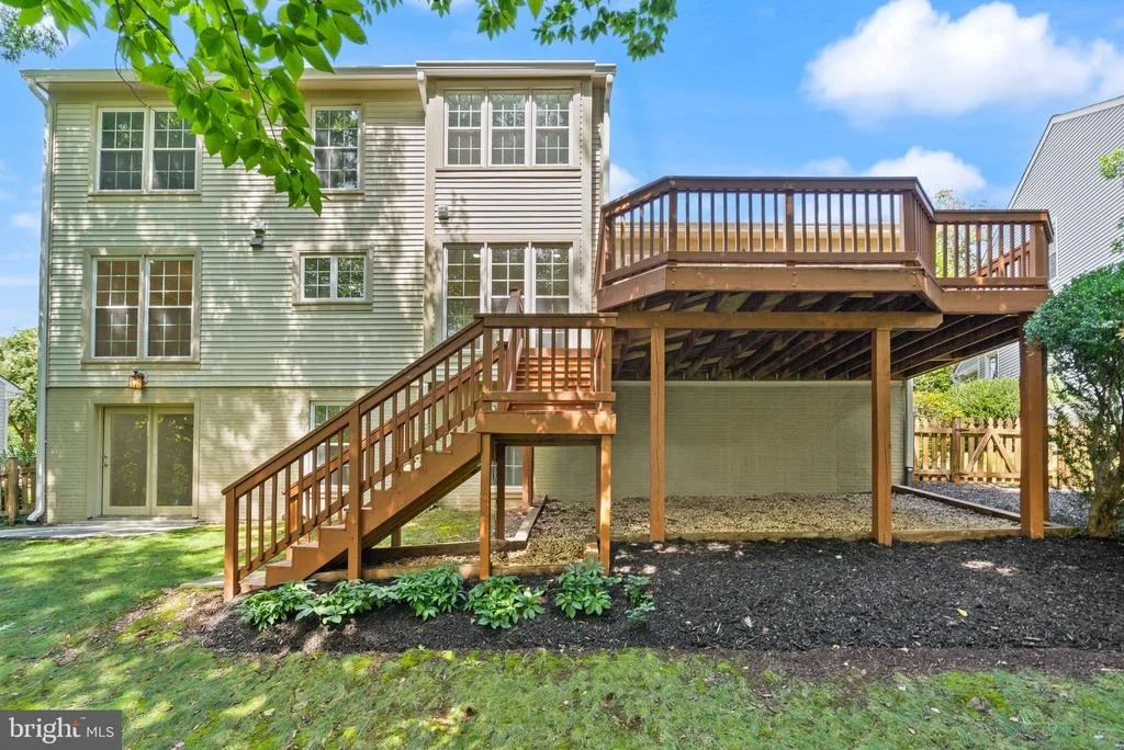 Photo of 13917 STONEFIELD DRIVE