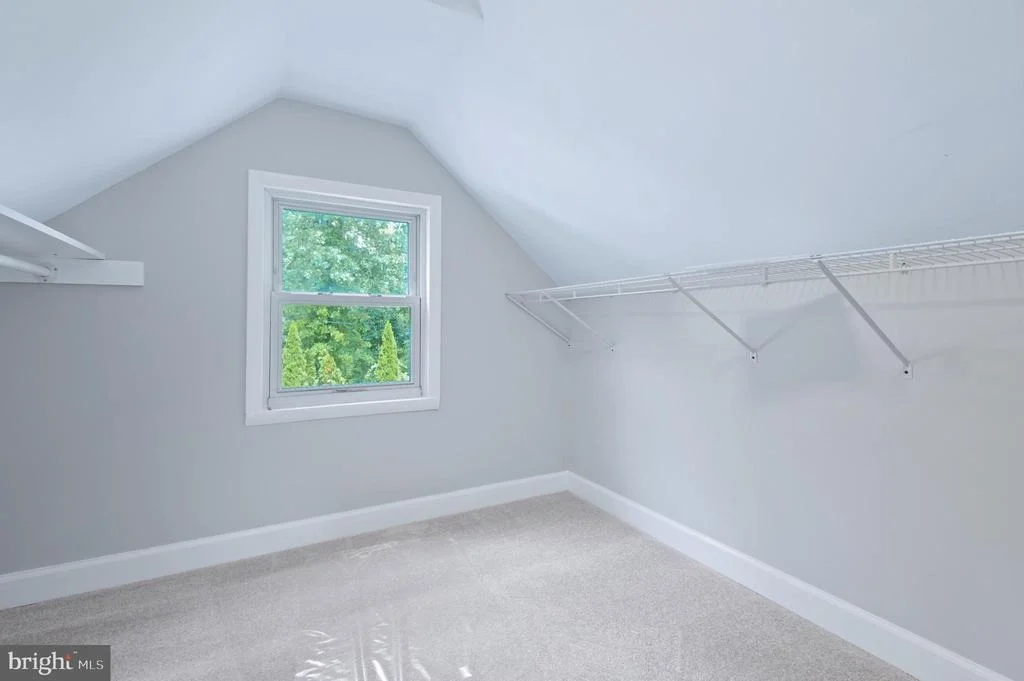 Photo of 1404 SPRING AVENUE