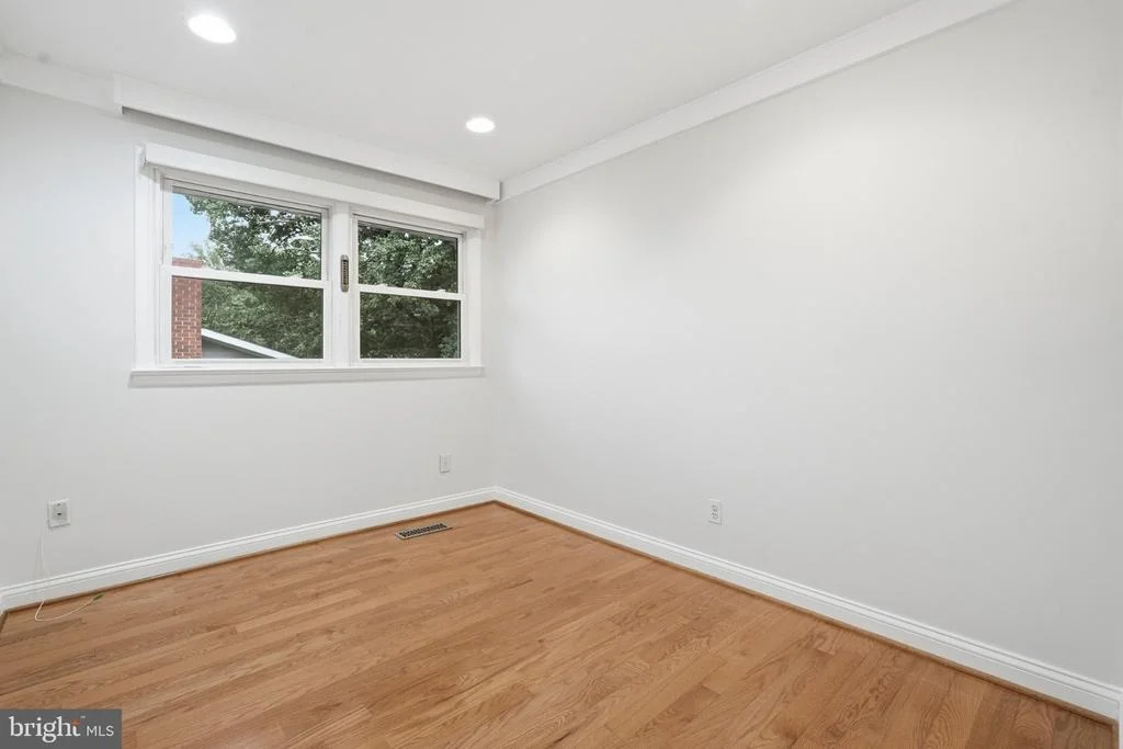 Photo of 7305 BROOKCREST PLACE