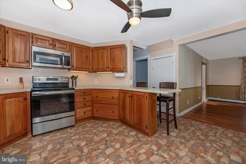 Photo of 9002 WALNUT STREET