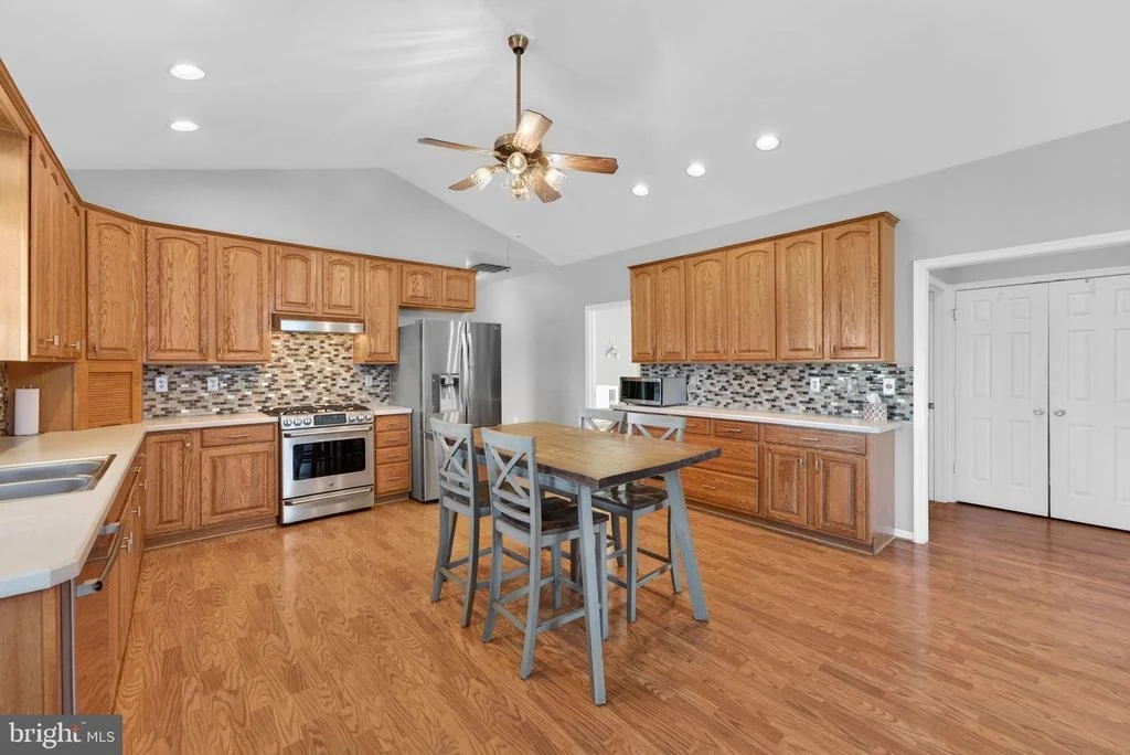 Photo of 7453 OPAL ROAD