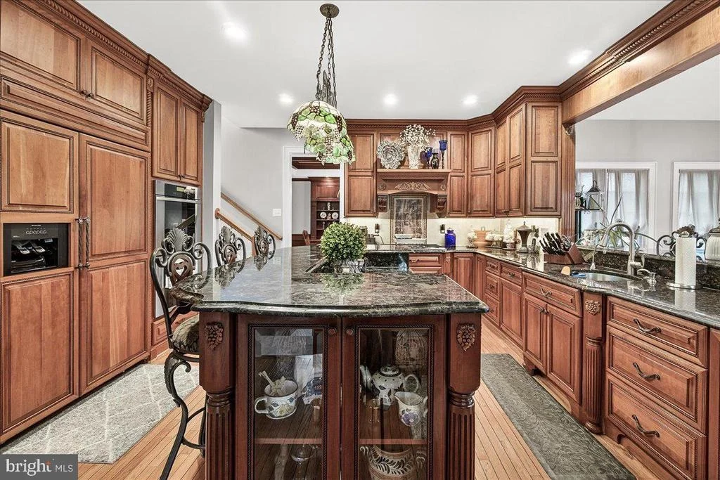 Photo of 6434 BELLEVUE PLACE