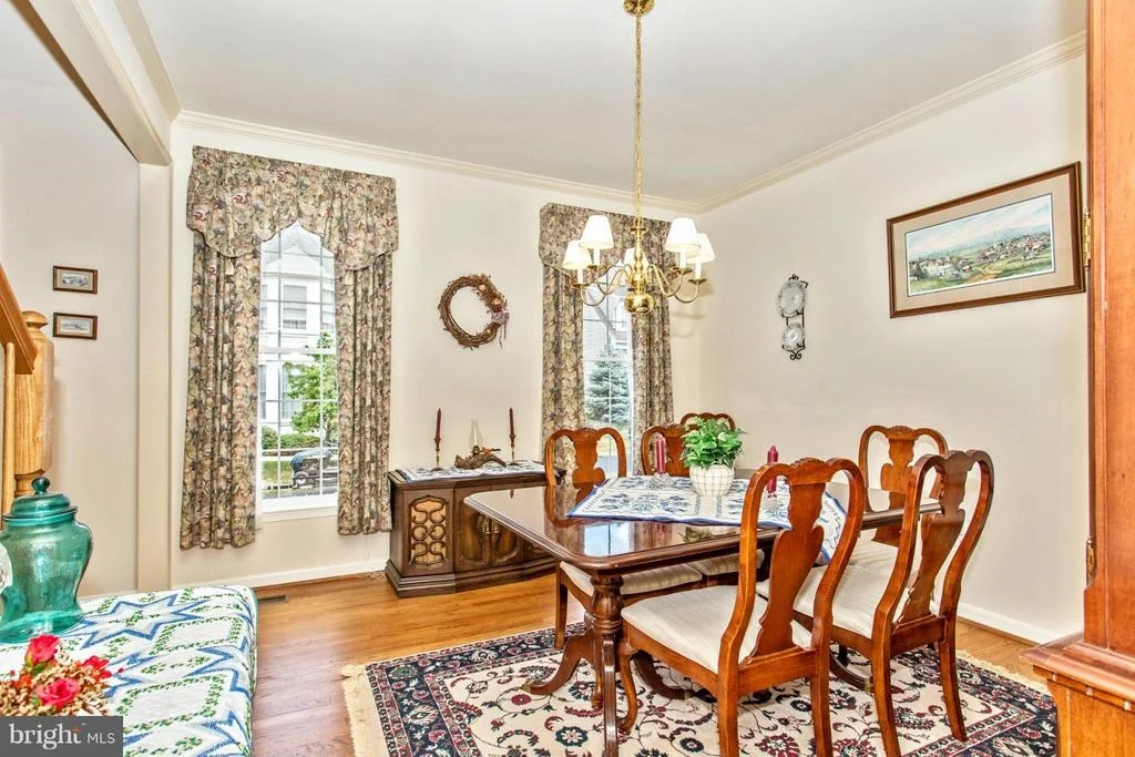 Photo of 2562 BEAR DEN ROAD