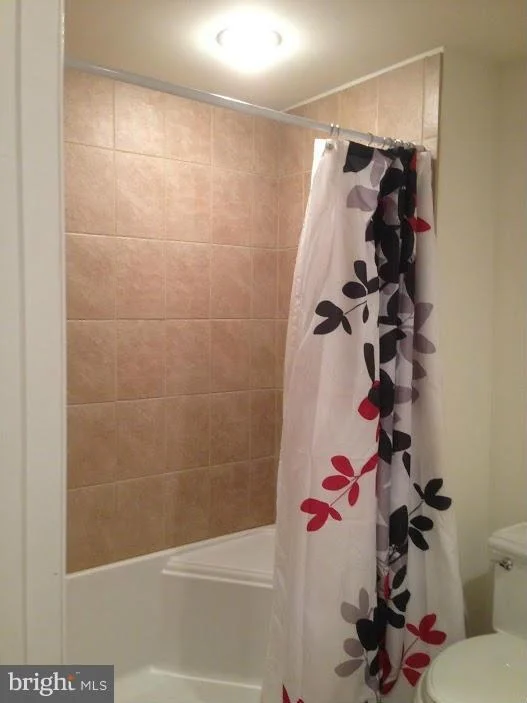 Photo of 42099 PEPPERBUSH PLACE