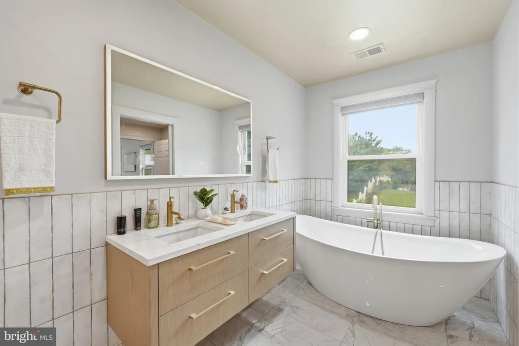 Photo of 107 CHERRYWOOD DRIVE