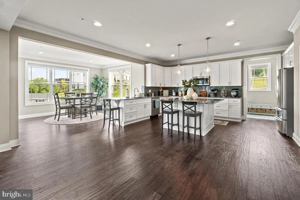 Photo of 8702 HAWBOTTOM ROAD