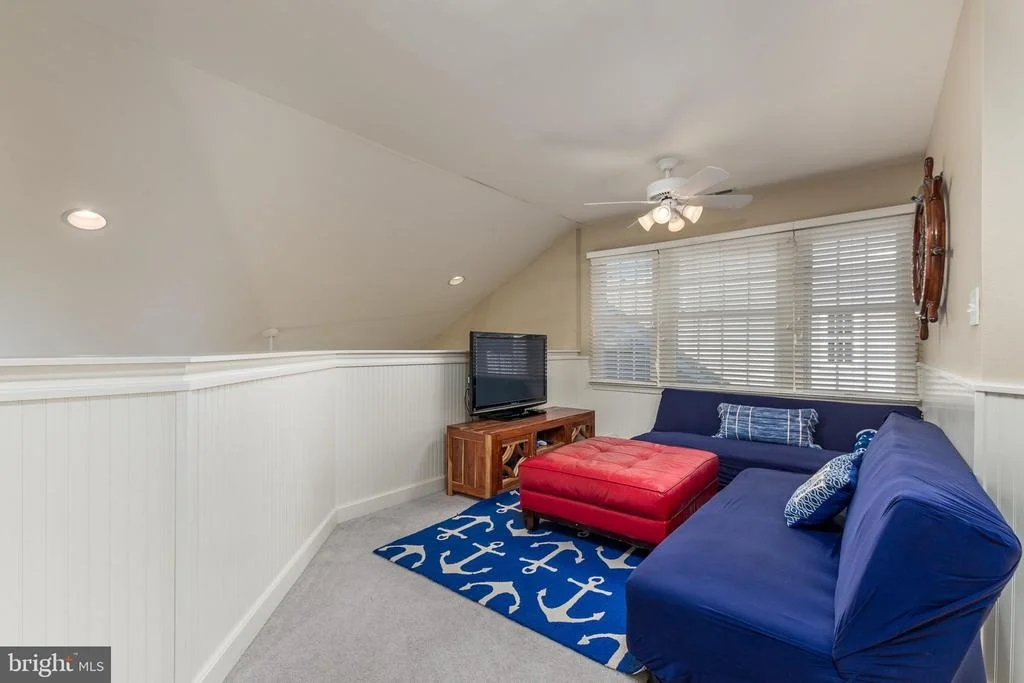 Photo of 141 WILLOW OAK AVENUE
