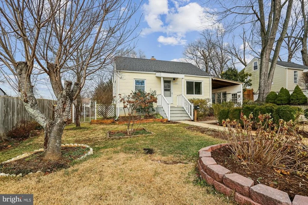 Photo of 12317 MIDDLE ROAD