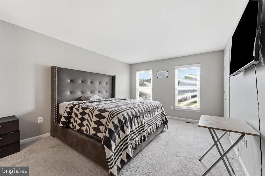 Photo of 2402 SHAKER LANE