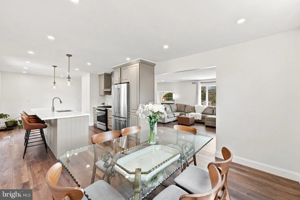 Photo of 9 BUCKNELL DRIVE