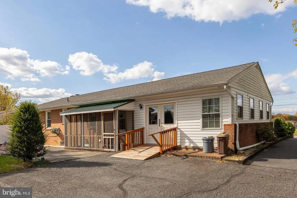 Photo of 204 RIDGE ROAD