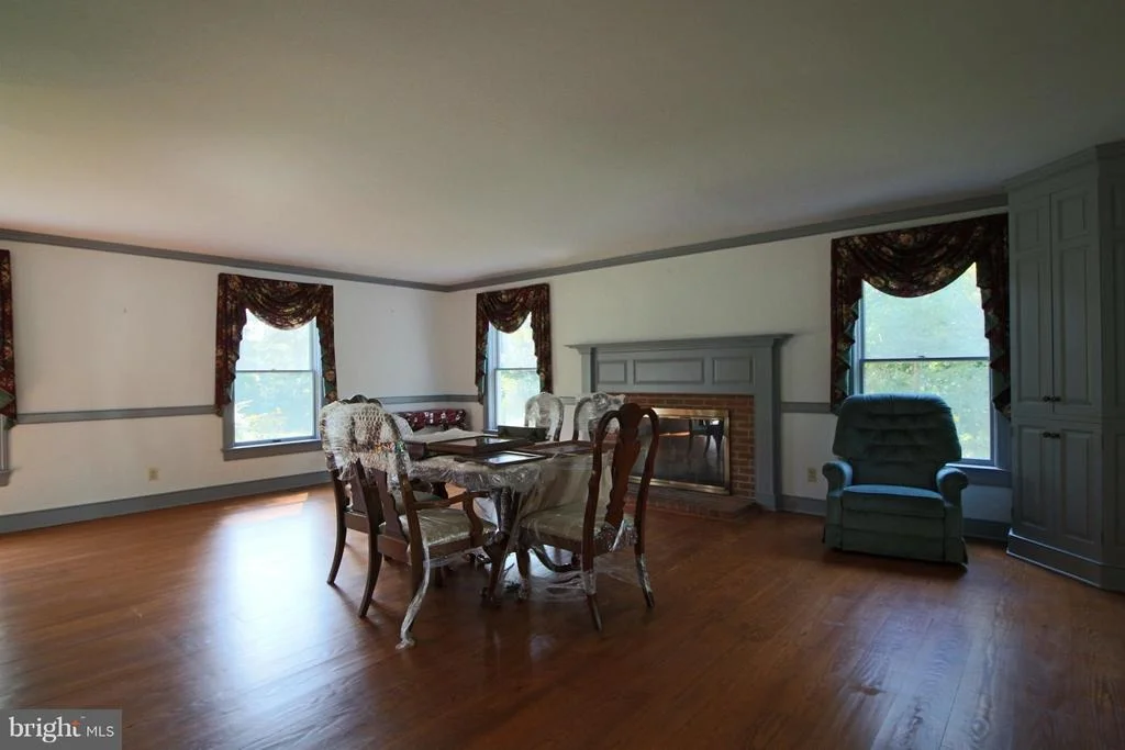 Photo of 220 LEITCH ROAD