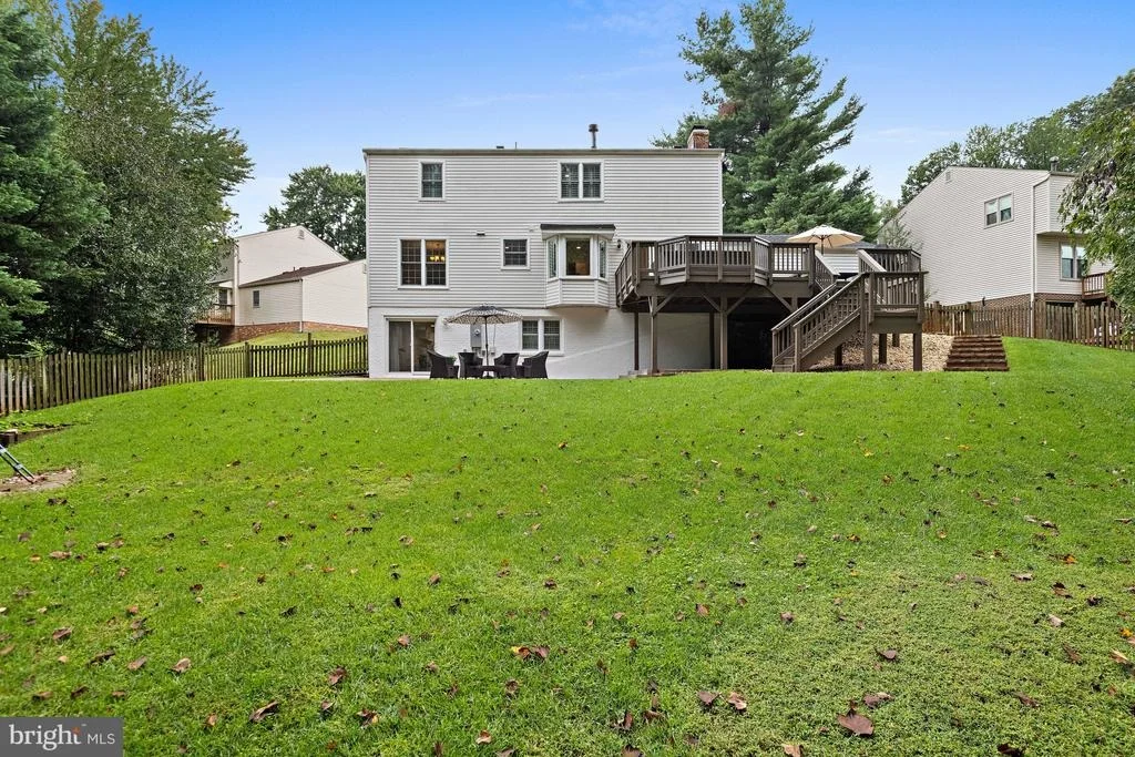 Photo of 7712 LEAR ROAD