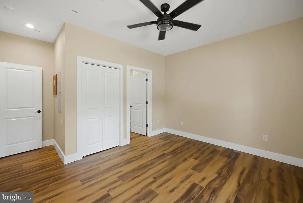 Photo of 15 BYRAN DR