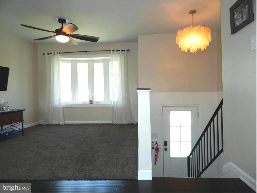 Photo of 107 PINEVIEW AVENUE