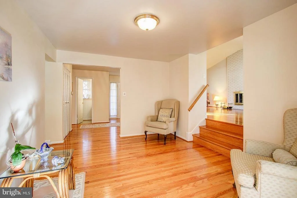 Photo of 416 LAMBERTON DRIVE