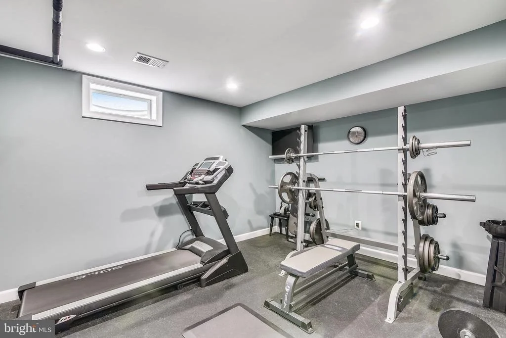 Photo of 25853 SPRING FARM CIRCLE