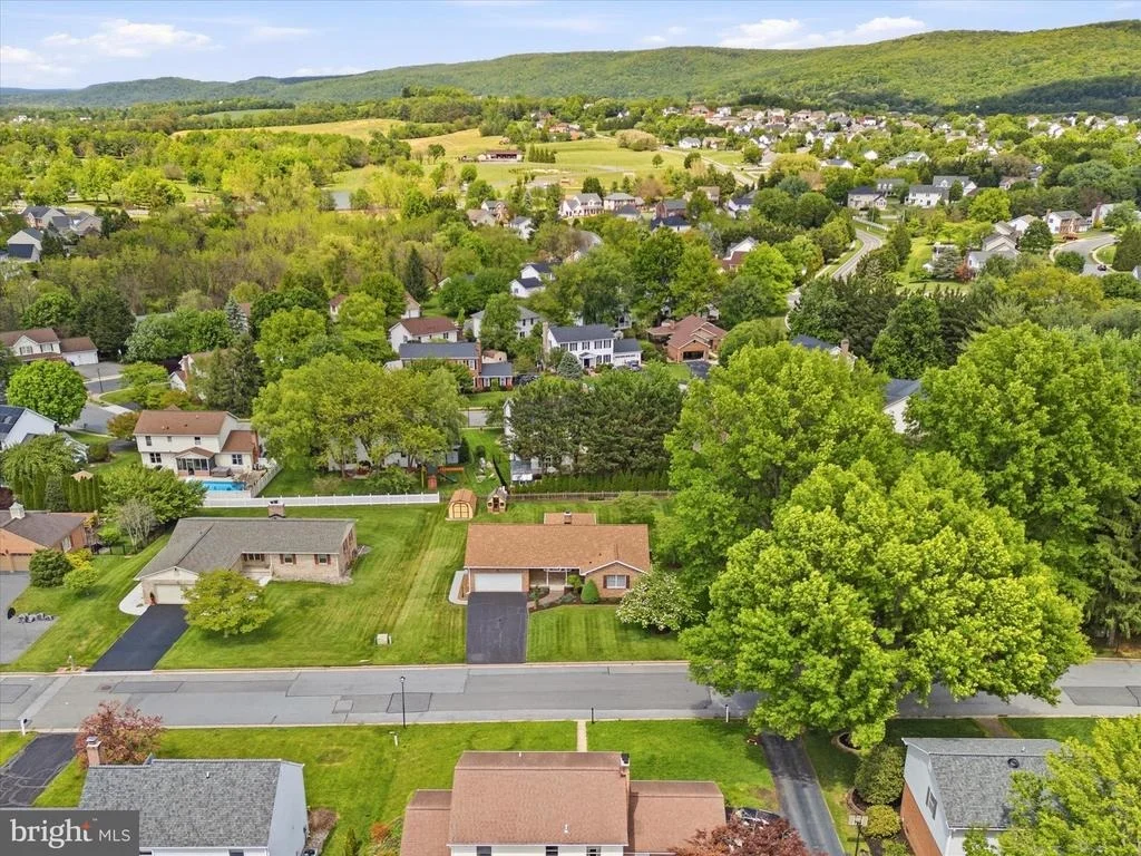 Photo of 12 CAROLINE DRIVE