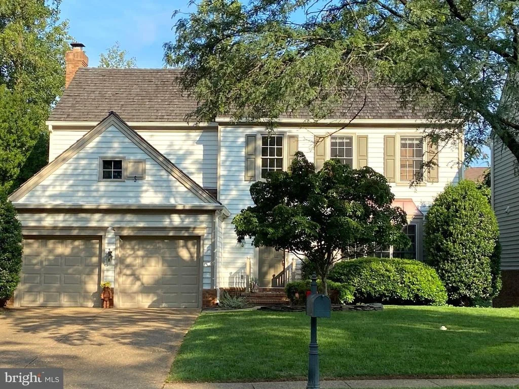 Photo of 9728 HIDDEN VALLEY ROAD