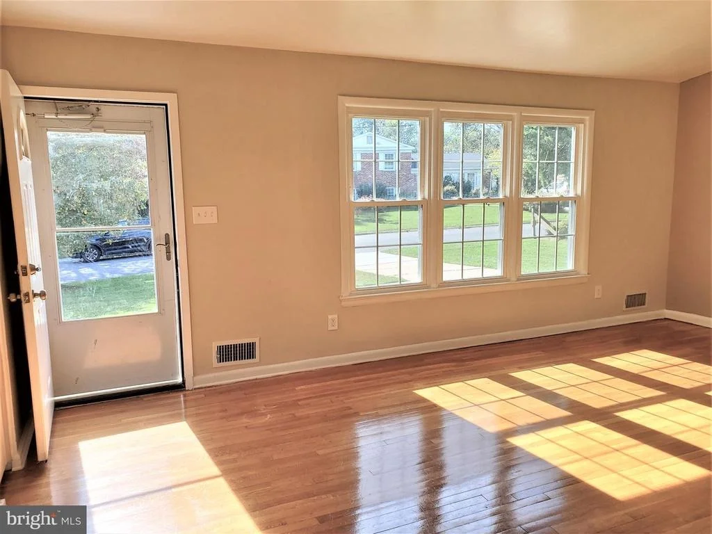 Photo of 13113 FOXHALL DRIVE