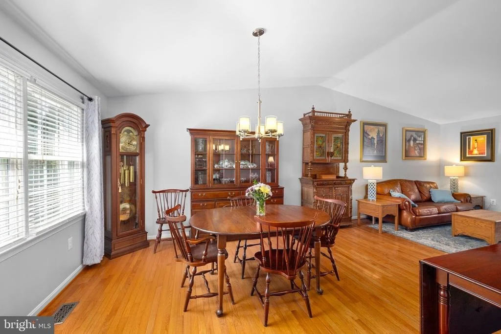 Photo of 9715 BIGGERS ROAD