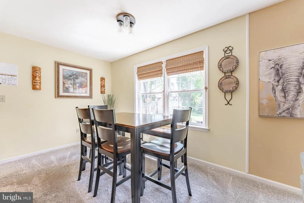 Photo of 209 W FORESTVIEW AVENUE