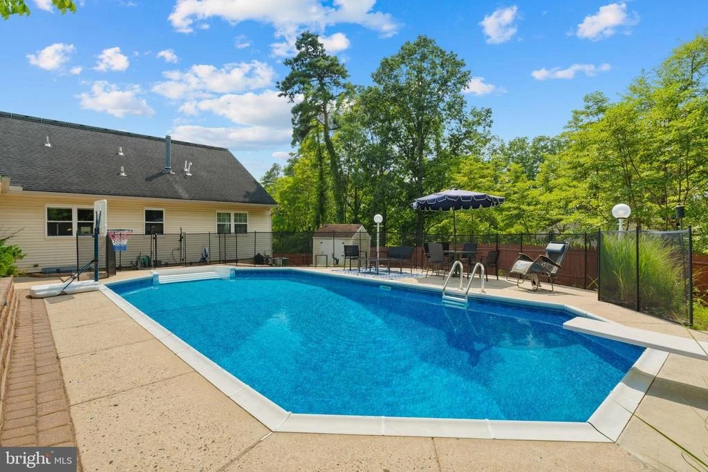 Photo of 10 SILVER HILL LANE