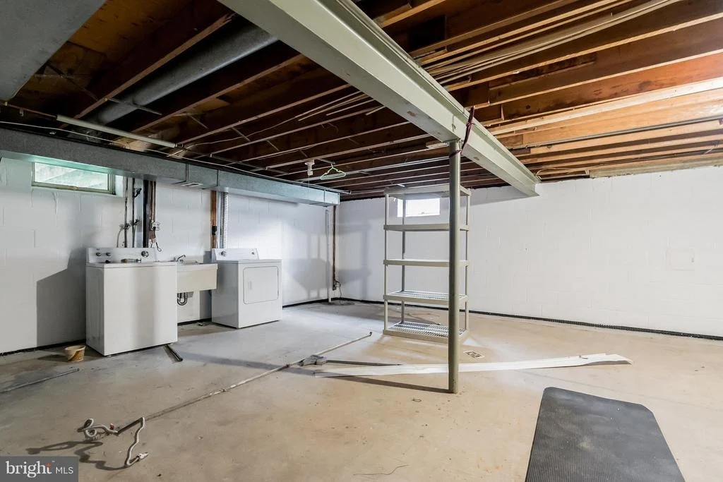 Photo of 6017 RIVER MEADOWS DRIVE