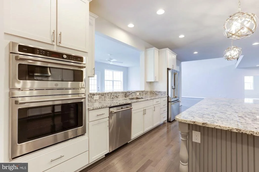 Photo of 5021 SUDLEY ROAD