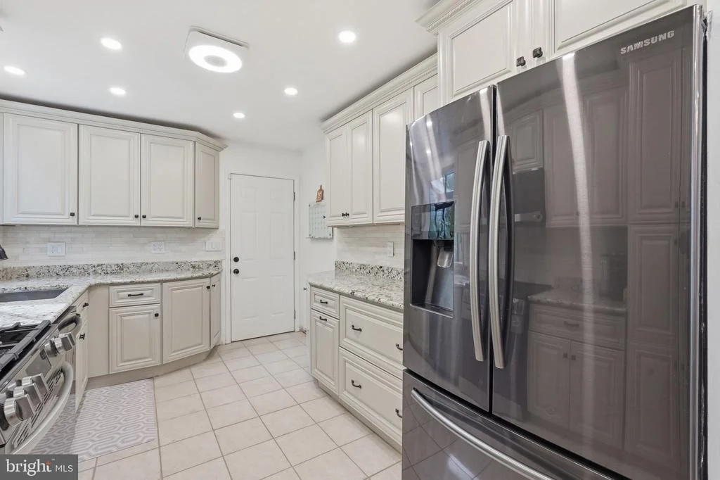 Photo of 7023 ASHBURY DRIVE