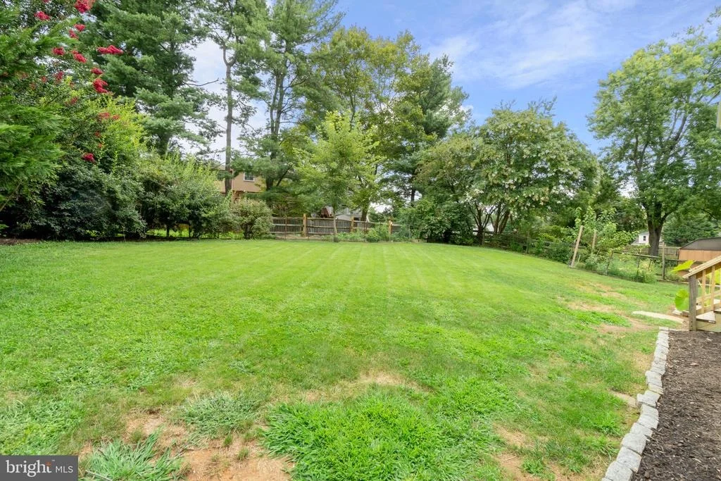Photo of 17929 DANUBE LANE