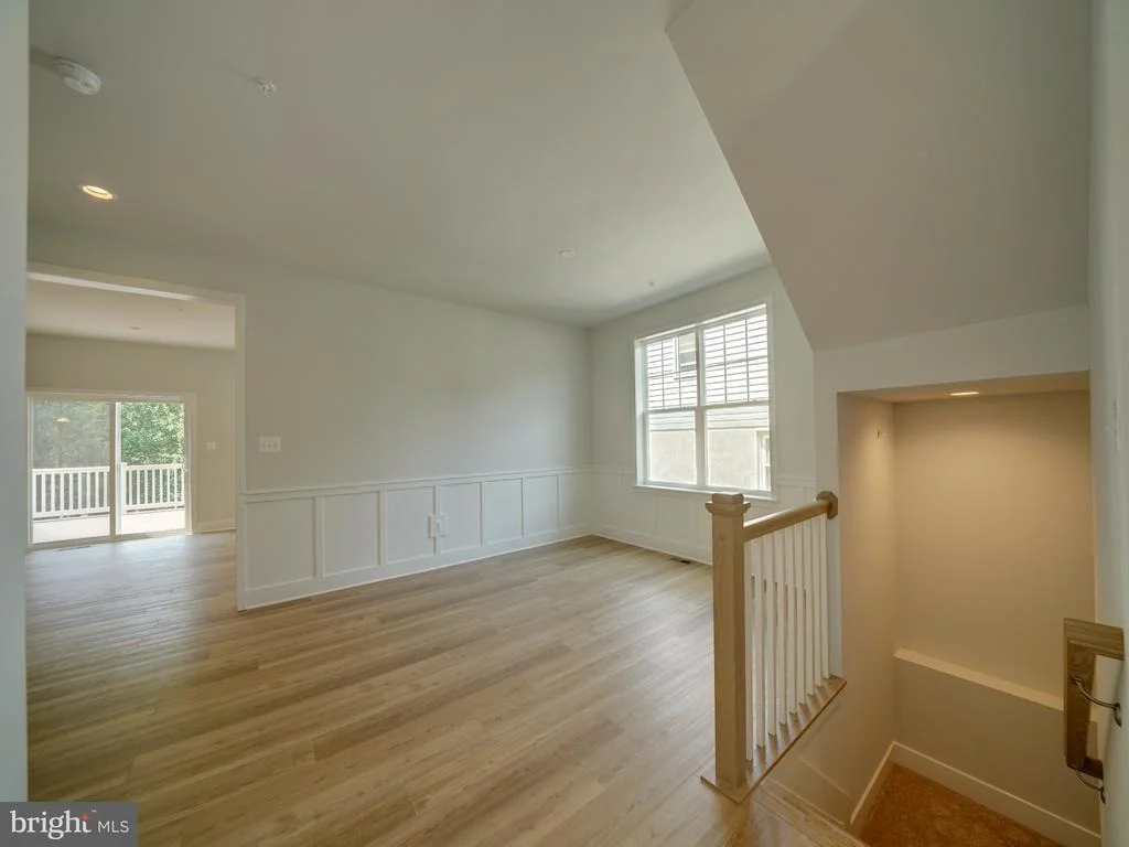 Photo of 9429 FAIRVIEW AVENUE