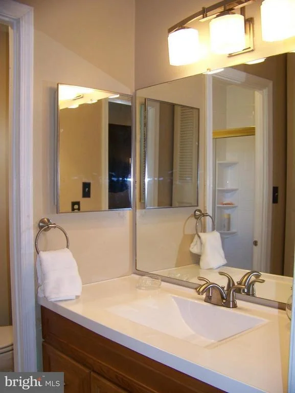 Photo of 1324 APPLETREE COURT