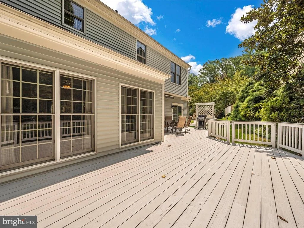 Photo of 2301 FORT WILLIAM DRIVE