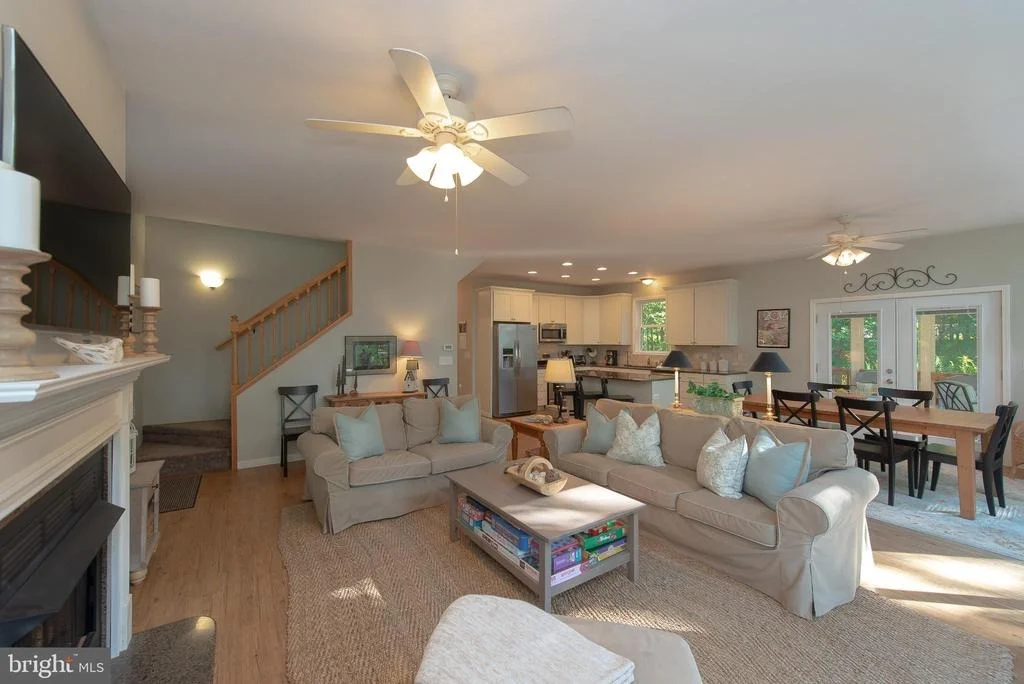 Photo of 4 WILSON CIRCLE
