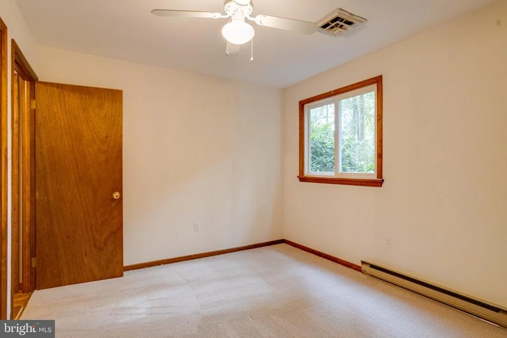 Photo of 2010 FALLSGROVE WAY