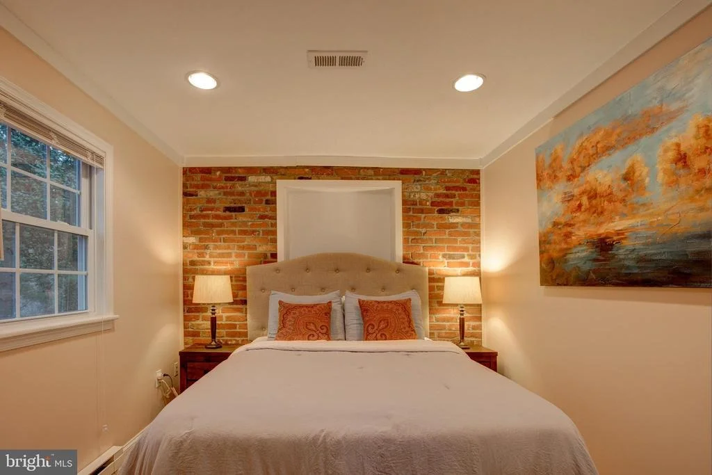 Photo of 3804 MODE STREET