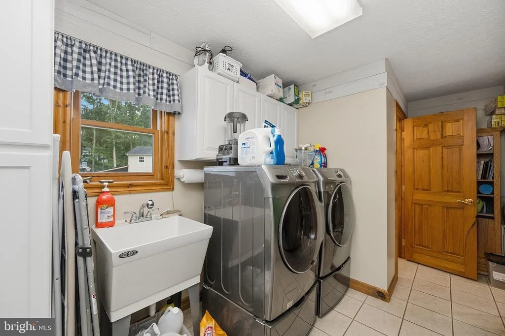 Photo of 607 PIN OAK CIRCLE