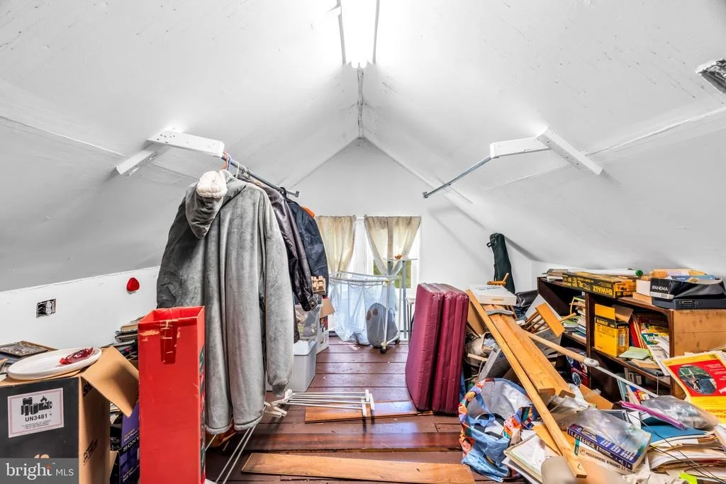 Photo of 1281 LONGFELLOW AVE