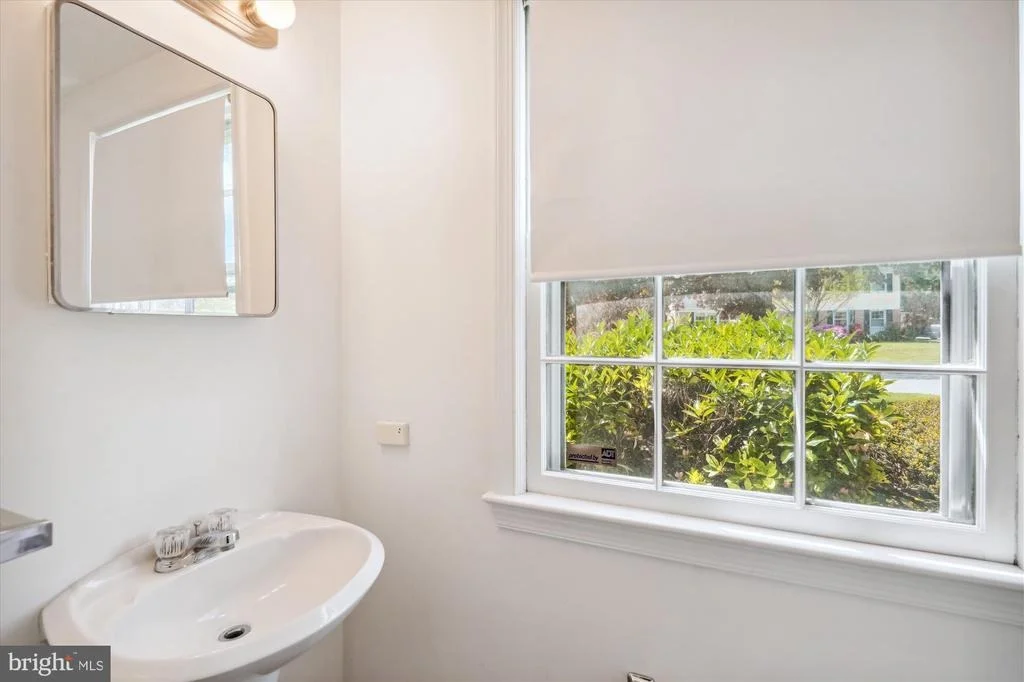 Photo of 11909 SMOKETREE ROAD