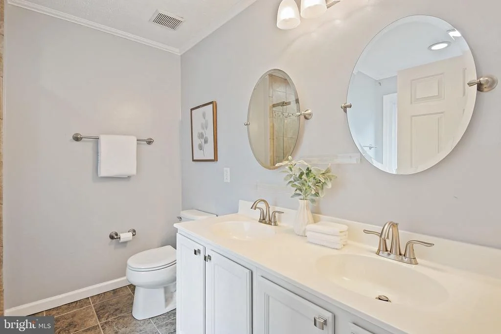 Photo of 322 TIMBERBROOK COURT