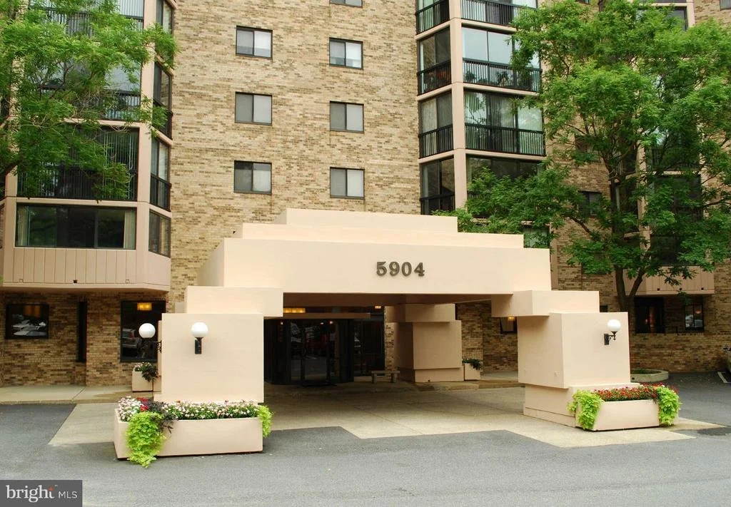 Photo of Unit 111 at 5904 MOUNT EAGLE DRIVE