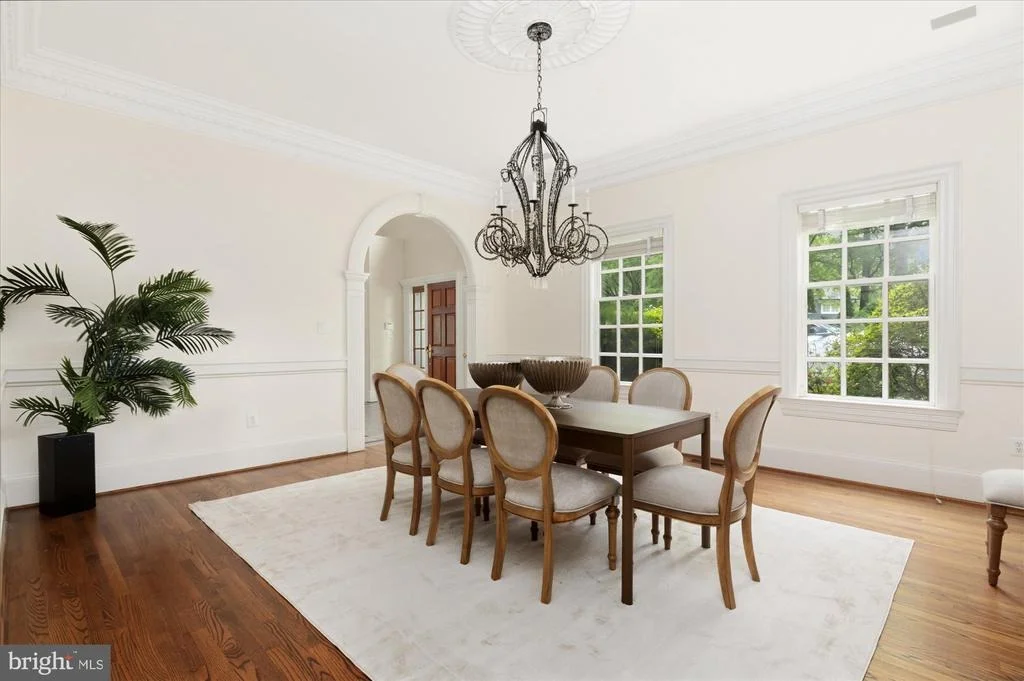 Photo of 4115 40TH PLACE N