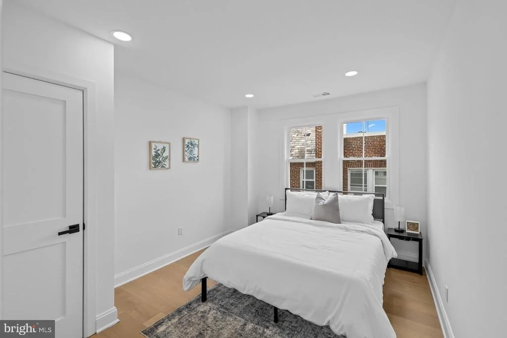 Photo of 536 ONEIDA PLACE NW