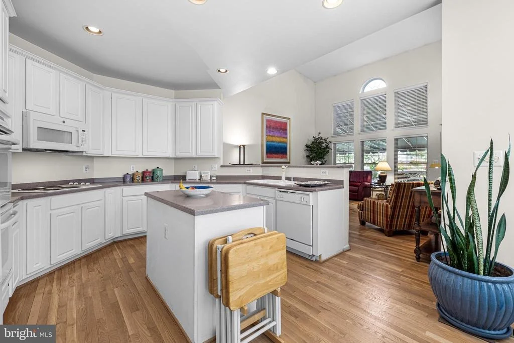 Photo of 8912 GRUMMORE CIRCLE