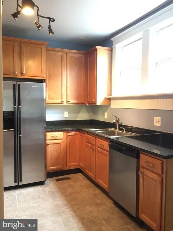 Photo of 508 HOLLEN ROAD
